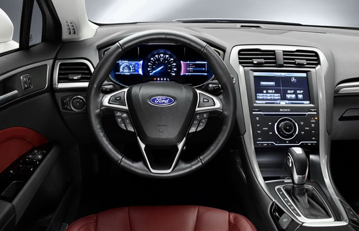 Ford-Mondeo-2015-Interior